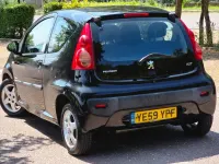 Used Peugeot 107 68 HP (50 kW) 2009 Black Hatchback
