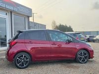 Used Toyota Yaris Hybrid Design 2017 Red/black Hatchback