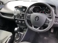 Used Renault Clio Play 76 HP (55 kW) 2019 White Hatchback