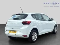 Used Dacia Sandero Expression 89 HP (65 kW) 2024 White