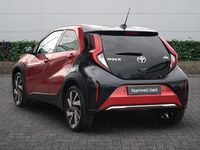Used Toyota Aygo X 72 HP (52 kW) 2024 Red SUV