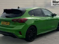 Used Ford Focus ST 280 HP (205 kW) 2023 Green Hatchback