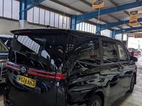 Begagnad Toyota Noah 2026 Svart Minibuss