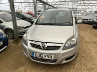 Second-hand Vauxhall Zafira 115 CP (84 kW) 2012 Argintiu Monovolum