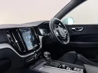 Used Volvo XC60 R-Design 190 HP (139 kW) 2018 White SUV
