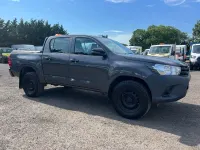Used Toyota HiLux Active 147 HP (108 kW) 2018 Grey Pickup