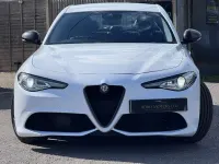 Used Alfa Romeo Giulia Edizione Speciale 180 HP (132 kW) 2017 White Sedan
