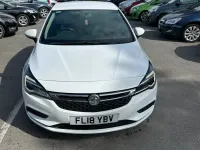 Used Vauxhall Astra Design Edition 2018 White Hatchback