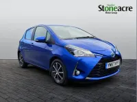 Used Toyota Yaris 99 HP (72 kW) 2018 Blue Hatchback