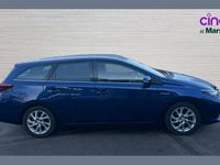 Used Toyota Auris Hybrid Business Edition 134 HP (98 kW) 2016 Blue Estate