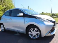 Used Toyota Aygo x-press 2015 Silver Hatchback