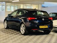 used Vauxhall Astra 1.6T 16V 200 SRi Nav 5dr