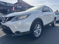 Used Nissan Qashqai Acenta Premium 2014 White SUV