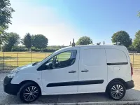 Used Peugeot Partner 2018 White