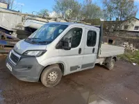 Begagnad Peugeot Boxer 130 HK (95 kW) 2017 Silver Van