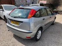 Used Ford Focus 75 HP (55 kW) 2002 Silver Hatchback