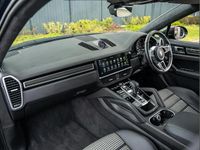 Used Porsche Cayenne Platinum Edition 456 HP (335 kW) 2023 Blue SUV