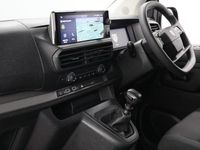 Used Peugeot Expert 120 HP (88 kW) 2024 White Van