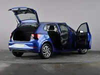 Used VW Polo Life 95 HP (69 kW) 2024 Blue Hatchback