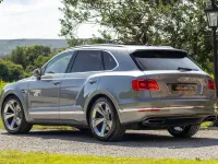 Used Bentley Bentayga 600 HP (441 kW) 2016 Grey SUV