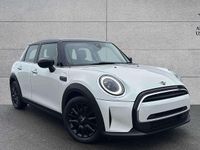 Used Mini Cooper Classic 134 HP (98 kW) 2024 White Hatchback