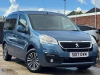 Used Peugeot TePee Allure 100 HP (73 kW) 2017