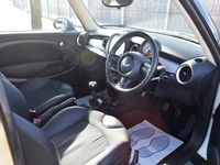 Used Mini Cooper Hatch 2012 White Hatchback