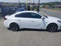 Used Vauxhall Insignia Elite 136 HP (100 kW) 2016 White Hatchback