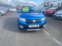 Used Dacia Sandero Lauréate 90 HP (66 kW) 2013 Blue Hatchback