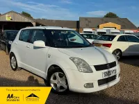Used Suzuki Swift GLX 102 HP (75 kW) 2005 White Hatchback