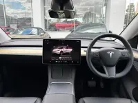 Used Tesla Model Y Long Range AWD 378 kW (514 HP) 2023 White SUV