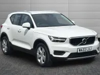 Used Volvo XC40 Momentum 161 HP (118 kW) 2022 Glacier silver SUV