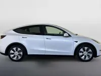 Used Tesla Model Y Long Range AWD 286 kW (389 HP) 2022 White SUV