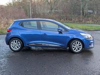 Used Renault Clio IV Dynamique 90 HP (66 kW) 2017 Blue Hatchback