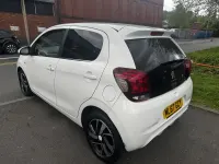 Used Peugeot 108 Allure 82 HP (60 kW) 2017 White Hatchback