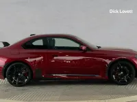 Begagnad BMW M2 Comfort Edition 473 HK (347 kW) 2026 Röd Sportkupé