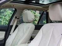 Used BMW 330 Comfort Edition 258 HP (189 kW) 2015 Blue Estate