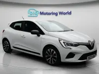 Used Renault Clio Evolution 145 HP (106 kW) 2023 White Hatchback
