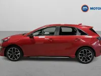Second-hand Kia Ceed GT-Line 140 CP (102 kW) 2024 Roșu Hatchback