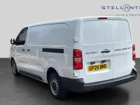 Begagnad Peugeot Expert 143 HK (105 kW) 2025 Vit Van