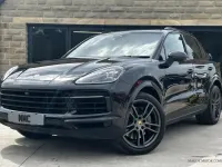 Used Porsche Cayenne 440 HP (323 kW) 2018 Black SUV