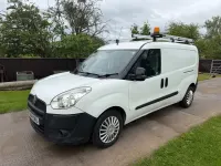 Begagnad Fiat Doblò 105 HK (77 kW) 2014 Vit Minibuss