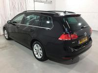 Begagnad VW Golf VII S 2015 Svart Kombi
