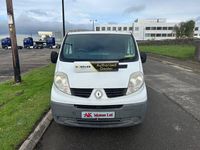 Used Renault Trafic 115 HP (84 kW) 2012 White MPV