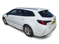 Used Toyota Corolla 122 HP (89 kW) 2021 White Estate
