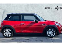 Used Mini Cooper 136 HP (100 kW) 2018 Red Hatchback