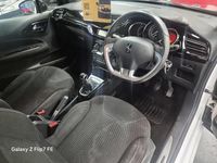 Used Citroën DS3 2011 White Hatchback