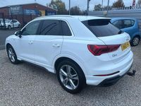 Used Audi Q3 S-Line 150 HP (110 kW) 2019 White SUV