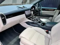 Used Porsche Cayenne E-Hybrid 456 HP (335 kW) 2019 Blue SUV