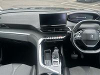 Second-hand Peugeot 3008 Allure Premium 131 CP (96 kW) 2021 Negru SUV
